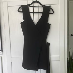 Maje Ruffle Sleeved Black Romper size 34 (XS)